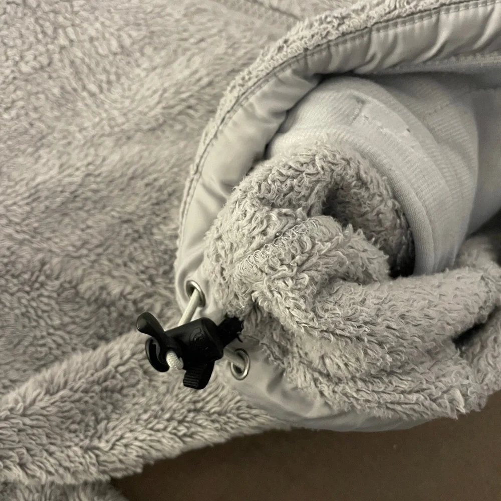 The North Face Fleece Grey Winter Outdoor Osito Jacket Small Teddy - Picture 10 of 11